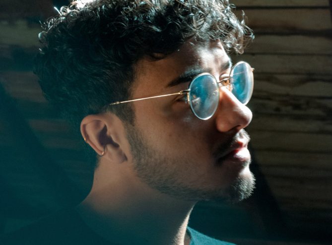 Musik / Spilling himself on an album – Patrick Miranda über das erste Album von Pleasing