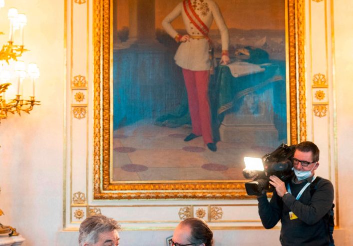 Österreich / Beginnende Absetzbewegung vom gefallenen Superstar Kurz in der ÖVP