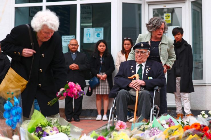 Großbritannien / Briten trauern und debattieren nach Terrormord an konservativem Abgeordneten