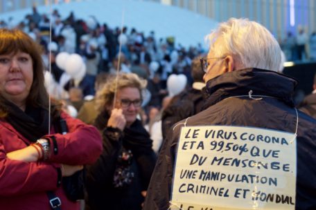 Dass es besorgten Bürgern im Dickicht vieler haarsträubender Narrative schwerfällt, ihren Bedenken Gehör zu verschaffen, verstärkt den Frust vieler Betroffener