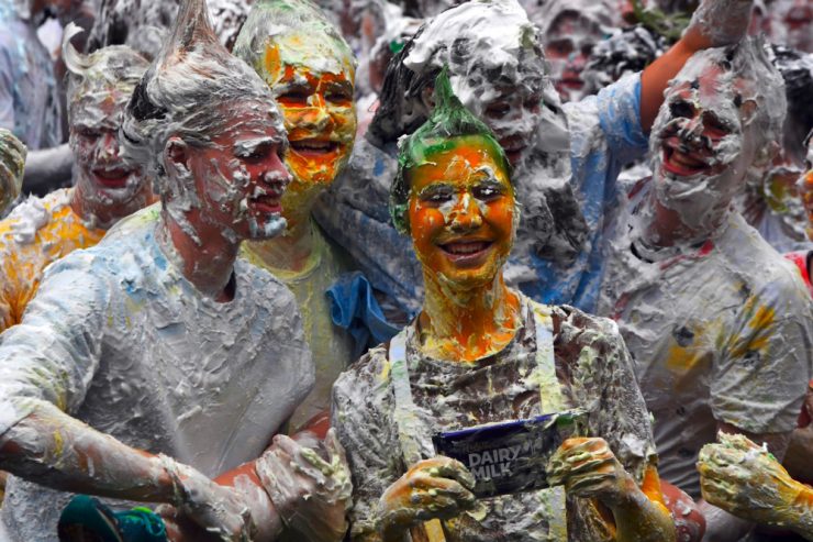 Stetig steigende Todeszahlen / In Großbritannien mahnen Wissenschaftler zu größerem Ernst im Kampf gegen die Corona-Pandemie