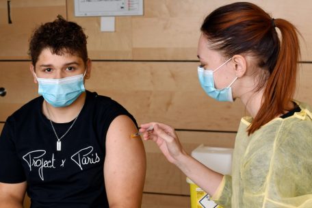 Jordy hat sich für die Impfung entschieden, weil er sich seine berufliche Zukunft nicht verbauen möchte