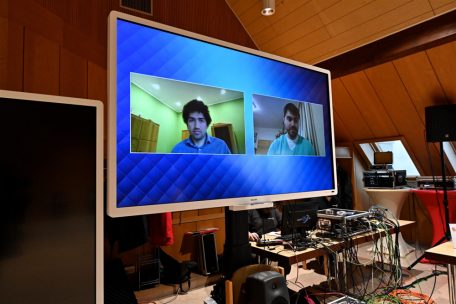 Seit Anfang dieses Jahres nahm Rizo Agovic per Videoschalte an den Sitzungen des Schifflinger Gemeinderats teil&nbsp;