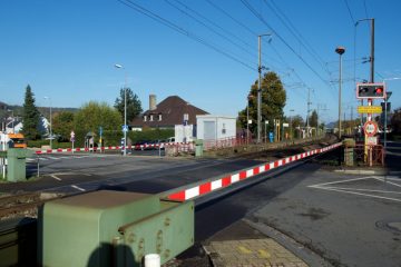 Polizei / 14-jähriges Mädchen am Bahnhof Heisdorf von Zug erfasst und tödlich verletzt