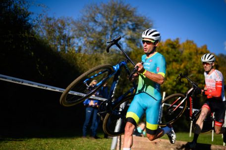 Cyclocross / 1. Lauf des Skoda Cross Cup: Sascha Weber mit den größten Kraftreserven 