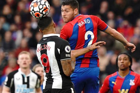 Blick auf die Insel / Reiche Gäste im Selhurst Park und unerbittliche Besucher in Old Trafford