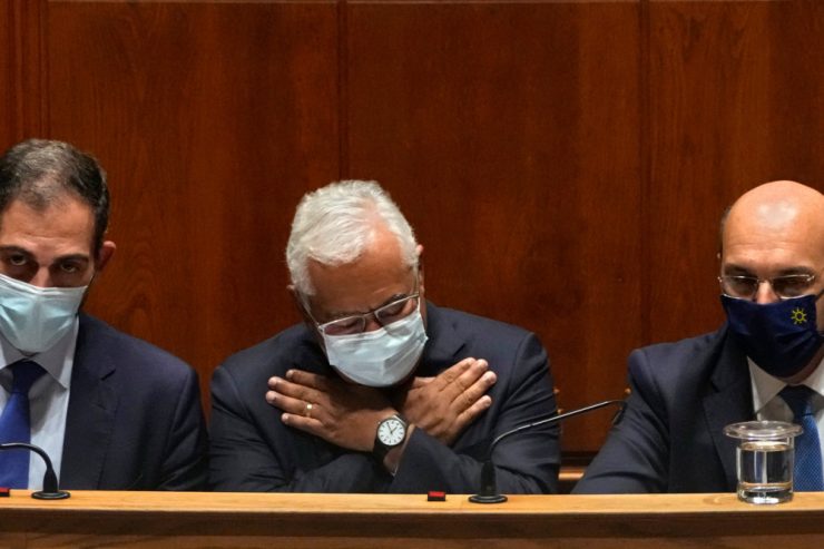 Portugal vor Neuwahl / Zwei kleine Linksparteien lassen Costas Budget scheitern