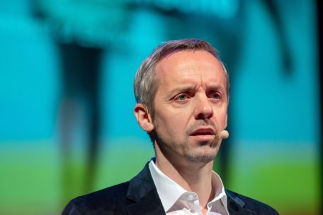 Das &bdquo;Mus&eacute;e national de la R&eacute;sistance&ldquo; ist, so B&uuml;rgermeister Georges Mischo, wesentlich f&uuml;r das Kulturjahr &ndash; &bdquo;auch wenn dort weniger lustigere Themen (sic!) behandelt werden&ldquo;