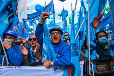 Seit drei Wochen „Green Pass“ / Italiens Erfahrungen mit dem Impfpass 