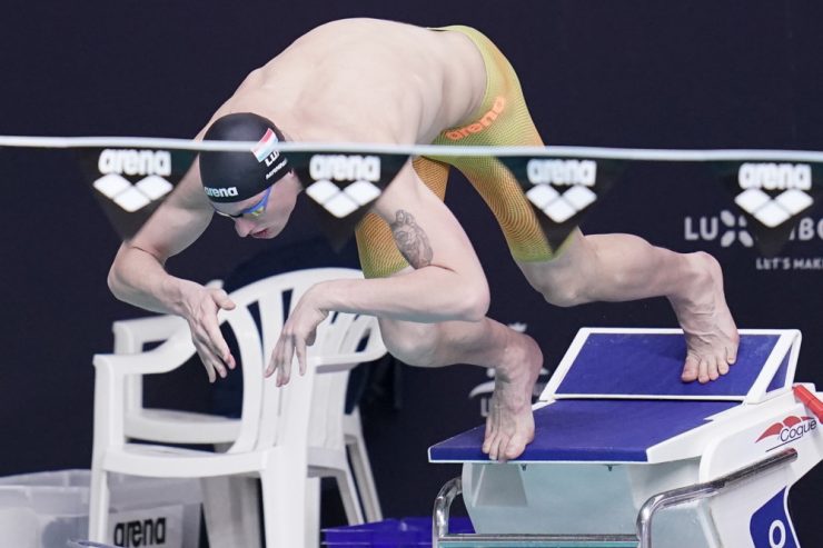 Schwimmen / 21. Kurzbahn-EM mit Brandenburger, Mannes und Meynen