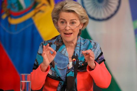 Klimagipfel / Für 50 Kilometer in den Flieger: Empörung über von der Leyens Kurztrip