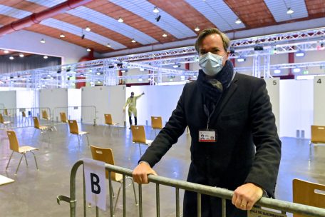 Luxemburg / Wenn morgen die Booster für alle kämen – Ein einschätzendes Gespräch mit Hochkommissar Luc Feller