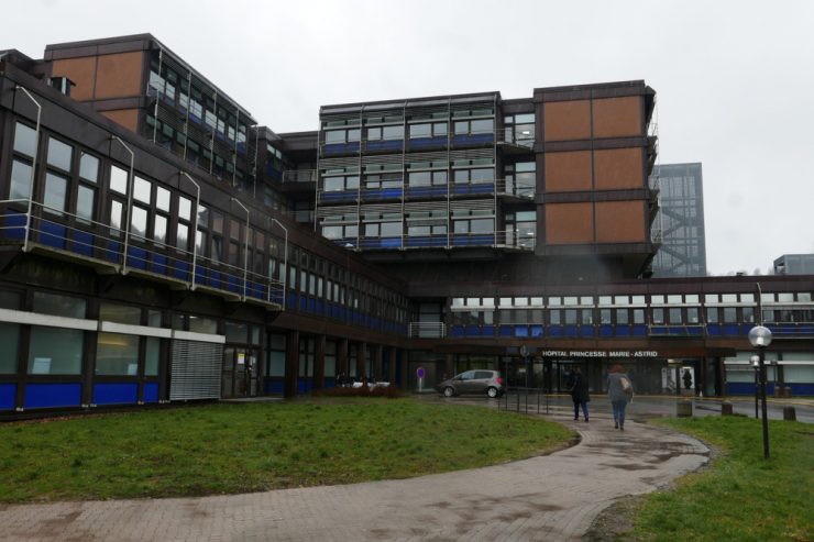 Niederkorn / Nach Corona-Befund bei Betreiberfirma: Krankenhaus CHEM schließt seine Cafeteria