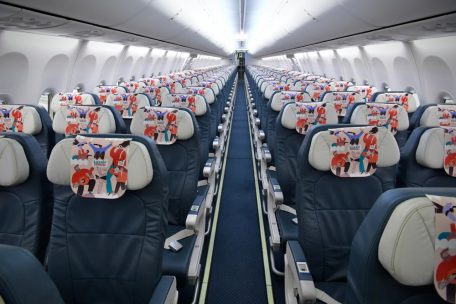 Auch im Innern kommen die Passagiere der Boeing 737-800 auf ihre Kosten