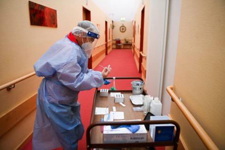 Luxemburg-Stadt / Regierung meldet Corona-Cluster in Seniorenresidenz  – sechs dreifach Geimpfte betroffen