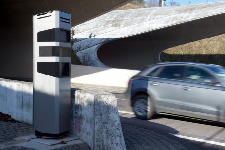 Raser, bitte lächeln / Blitzer im Tunnel Markusberg auf der A13 knipst am 1. Dezember los