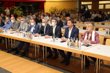 Zum Abschluss wandte sich SNPGL-Pr&auml;sident Ricquier an die Abgeordneten im Saal mit dem Aufruf, manchen Machenschaften innerhalb der Polizei ein Ende zu setzen