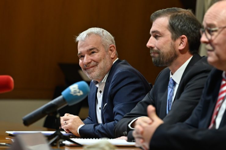 Luxemburg / LSAP-Personalkarussell und ein DP-Überraschungsei: Regierung steht vor personellen Umbrüchen