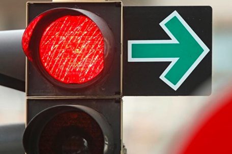 Parlament / Kein Grüner Pfeil an Luxemburgs Straßenkreuzungen