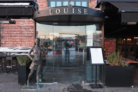 Eine Feier mit Folgen / Wie es in Oslo zum möglicherweise größten Omikron-Ausbruch außerhalb Südafrikas kam