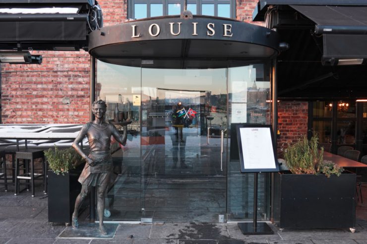 Eine Feier mit Folgen / Wie es in Oslo zum möglicherweise größten Omikron-Ausbruch außerhalb Südafrikas kam