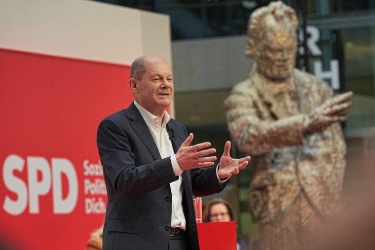 Deutschland / Kevin Kühnert soll Scholz’ Wiederwahl 2025 organisieren