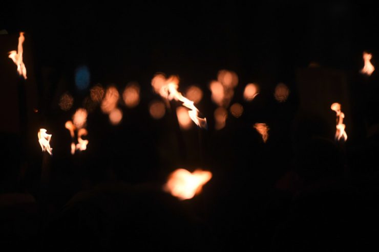 Luxemburg / Nach Aufruf der Impfgegner: Amnesty International sagt Fackelzug für Menschenrechte ab