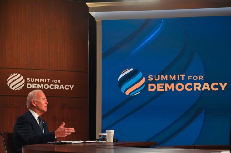 USA / Gemeinsame Front gegen Autokraten: Präsident Biden veranstaltet „Gipfel für Demokratie“