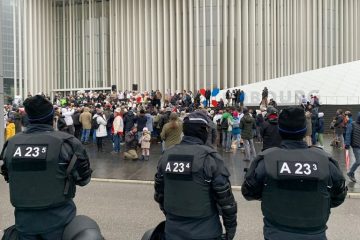 Demonstration / Rund 500 Menschen ziehen am Sonntag als „Marche blanche“ durch Luxemburg