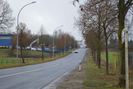 Auf dieser Höhe soll sich später die N7 mit der Zufahrtsstraße zum geplanten Datencenter kreuzen. Auch hier ist ein Verteilerkreis geplant.
