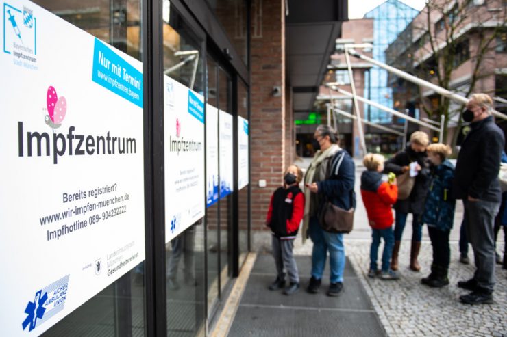 Deutschland / RKI: Fallzahlen sinken nicht schnell genug