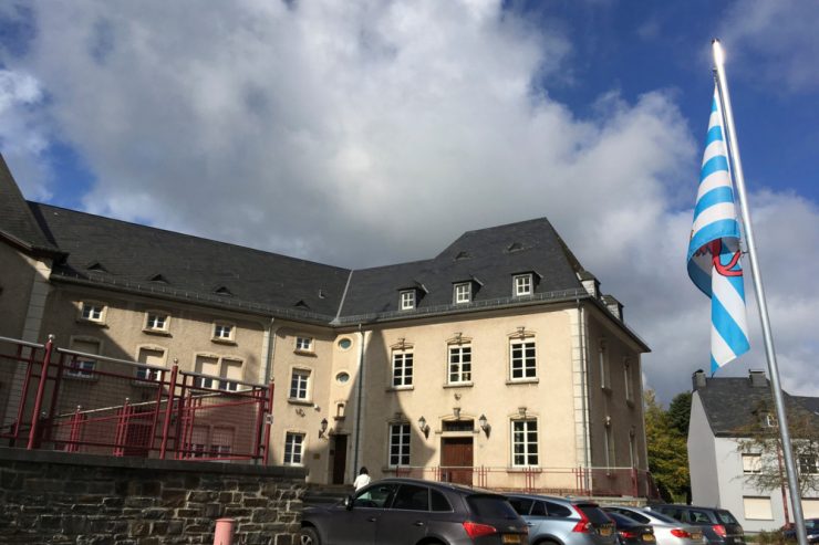 Luxemburg / Park Hosingen: Ein Stück Wiese ruft Umweltschützer auf den Plan 