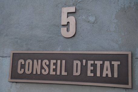 Pandemie / Staatsrat winkt neue Corona-Regeln durch