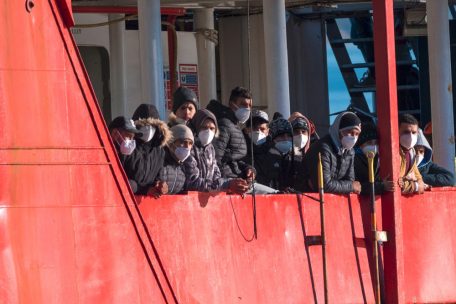 Migration / Dutzende sind bei Bootsunglücken im Mittelmeer verunglückt