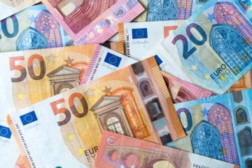 Wirtschaft / „Teuro“ oder „Stabilo“? 20 Jahre Euro-Bargeld