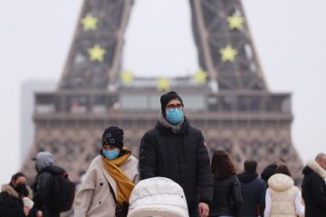 Pandemie / Mehr als 270.000 Corona-Neuinfektionen in Frankreich