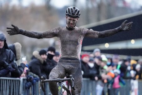 Loïc Bettendorff jubelte am Samstag in Ettelbrück über den Titel bei den Espoirs