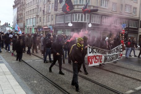 Editorial / Wer „On veut la bagarre!“ schreit, hat mit friedlichen Protesten nichts am Hut