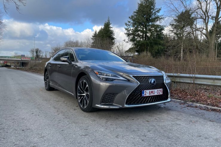 Lexus LS 500h AWD im Praxis-Test / Luxus-Gefährt mit gewissem E-Bonus