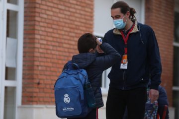 WHO / Halb Europa könnte in acht Wochen mit Omikron infiziert sein