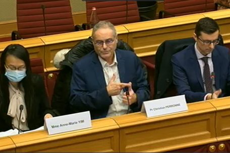 Dr. Christian Perronne / Müssen Geimpfte in Quarantäne? Der Experte der Luxemburger Impfgegner im Faktencheck