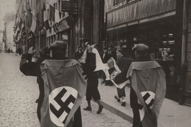 L’histoire du temps présent / Janvier 1942: le bâton et la carotte