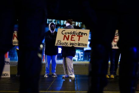 Großes Polizeiaufgebot / Eher kleiner „Weißer Marsch“ und noch kleinerer Gegenprotest in Luxemburg