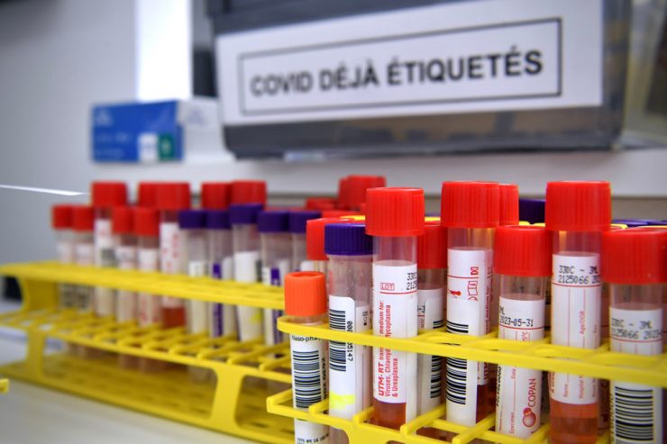 „Santé“-Bericht / 15.293 Corona-Neuinfektionen in der vergangenen Woche – Situation in den Krankenhäusern stabil