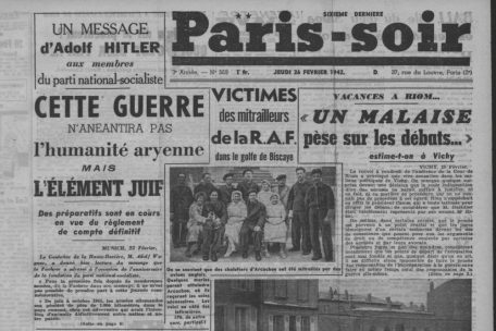 Auf der Titelseite des Paris-soir wird Hitlers Botschaft vom 24.2.1942 angek&uuml;ndigt und auf S. 8 reproduziert. Die Betonung liegt auf der &bdquo;Ausrottung&ldquo; der Juden.