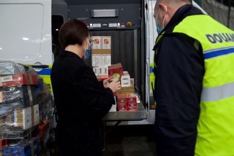 Die neue Finanzministerin Yuriko Backes wollte sich pers&ouml;nlich von diesem Erfolg der Zollverwaltung &uuml;berzeugen