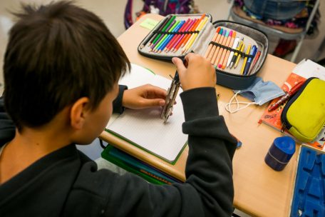 Parlament / Aus zwei mach eins: Beobachtungsstelle für Jugend und schulische Qualität gebildet