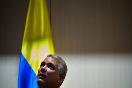 Iv&aacute;n Duque polarisiert