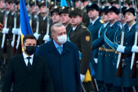 Der ukrainische Pr&auml;sident Wolodymyr Selenskyj und der t&uuml;rkische Pr&auml;sident Recep Tayyip Erdogan in Kiew: Der Einsatz einer t&uuml;rkischen Kampfdrohne im Donbass hat die Spannungen mit Russland versch&auml;rft&nbsp;