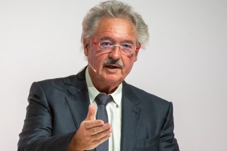 Luxemburg / Jean Asselborn ist mit Corona infiziert: Isolation mit leichten Symptomen